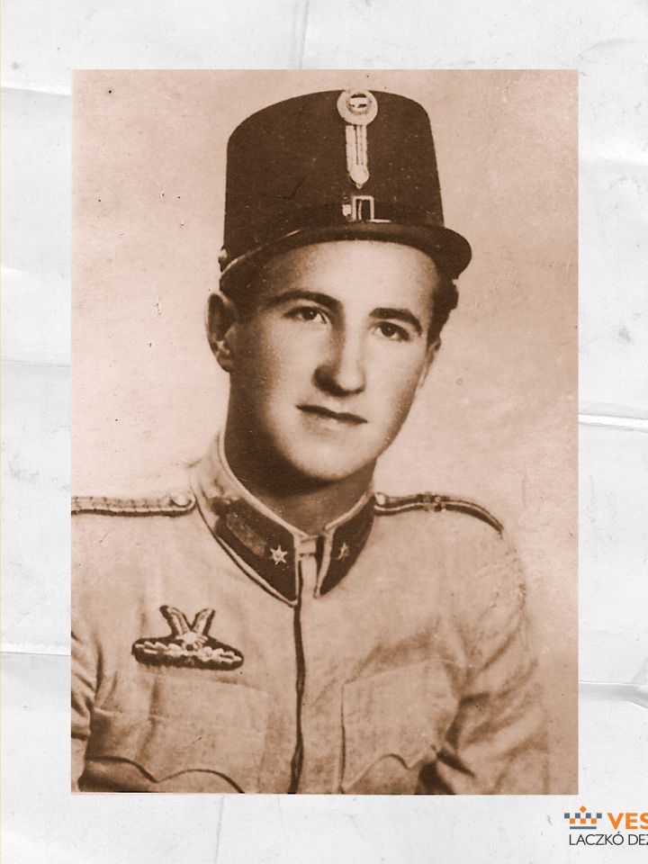 Határvadász zászlós 1939 M zsávolyzubbonyán 1940 M határvadász csapatjelvénnyel (Földesi Ferenc gyűjteménye)