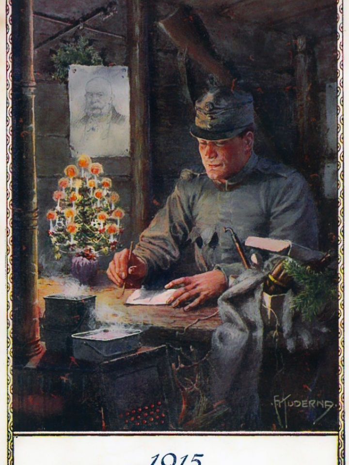 Tábori levelezőlap: fedezékében levelet író baka karácsonyfával, 1915