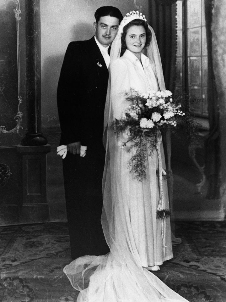  Keller Teréz és Debreczenyi János esküvői képe Veszprém 1949