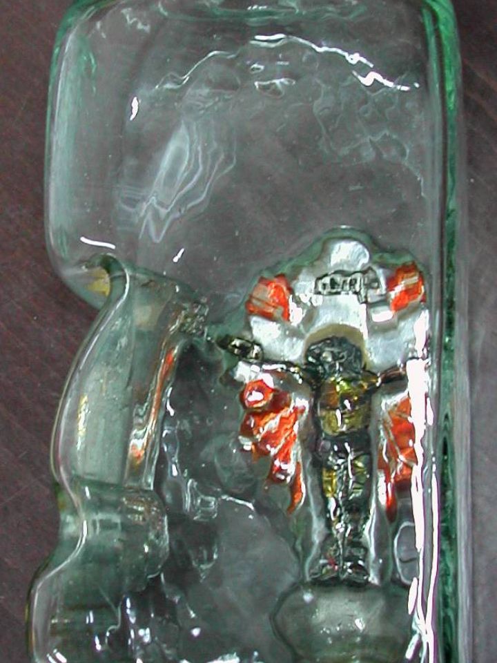 Ü.2008.2.2. Pincetok, 2008, formába fújt hutaüveg, M:27cm, SZ:8cm