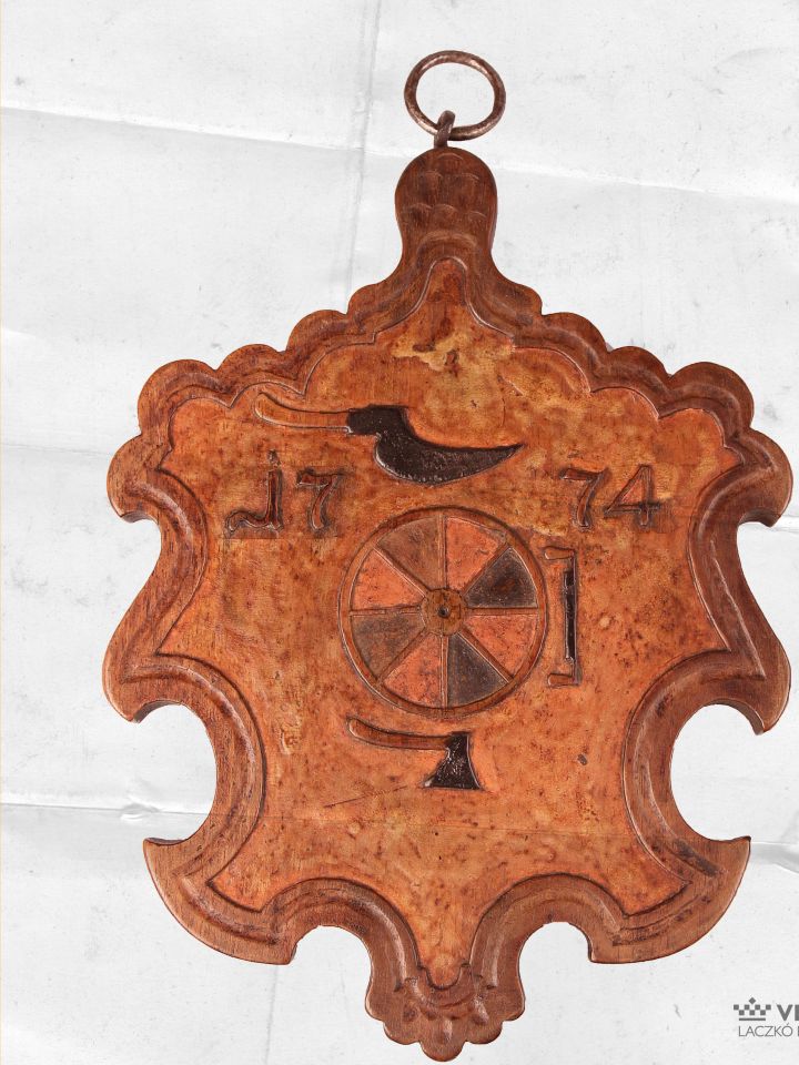 Céhbehívó tábla, LDM Néprajzi Gyűjtemény, Ltsz.:C.54.