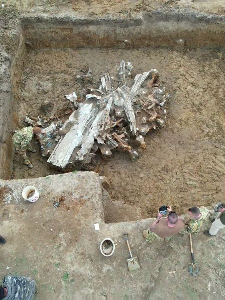 Az A 1, A2 és A3 szelvények összenyitása és a kibontott roncsok felülnézetből 2023. március