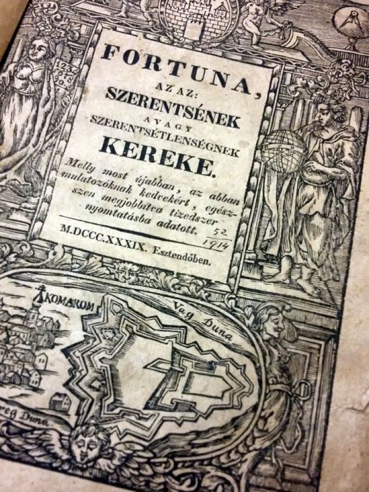 Látványkönyvtárunk 