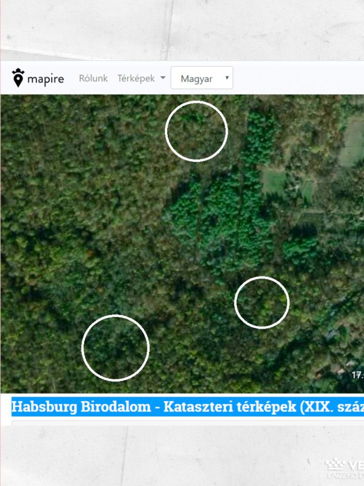 A helyszín a zánkai Bálint-hegy. A fehér körök jelölik a térképlapon zöld körökben rózsaszínnel jelzett egykori épületek elhelyezkedését.