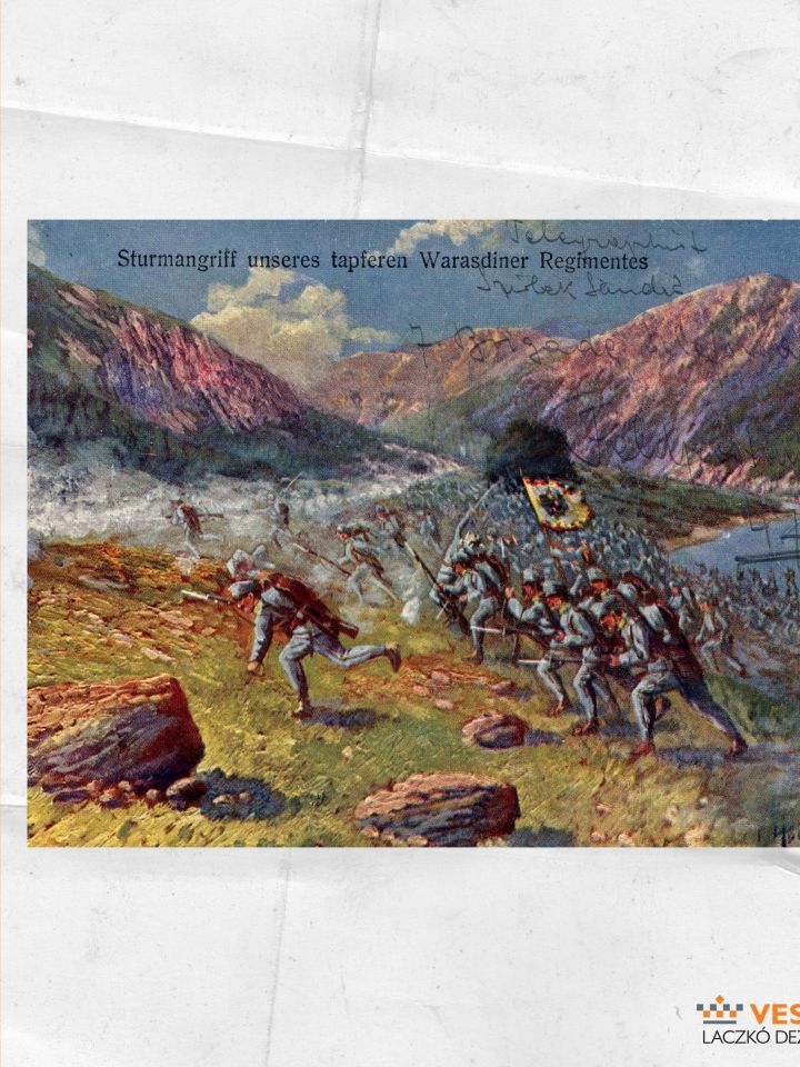 Szirbek Sándor Laczkó Dezsőhöz írt képes levelezőlapjának képes oldala a cs. és kir. 16. (varasdi) gyalogezred rohamtámadásának jelenetével (Laczkó Dezső Múzeum – Történeti Adattár ltsz. 69.331.)