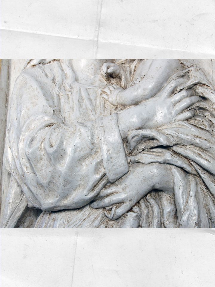 Csikász Imre: Madonna kisdeddel