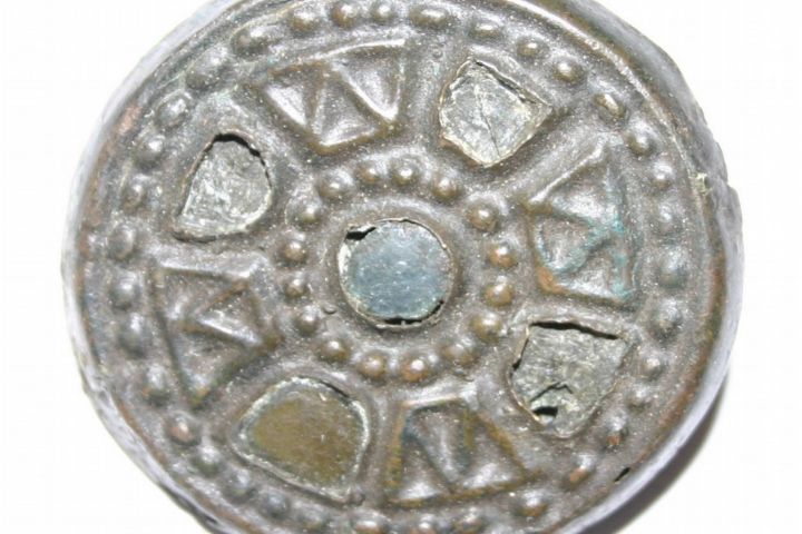 Veszprém, Jutas-Seredomb, korongfibula