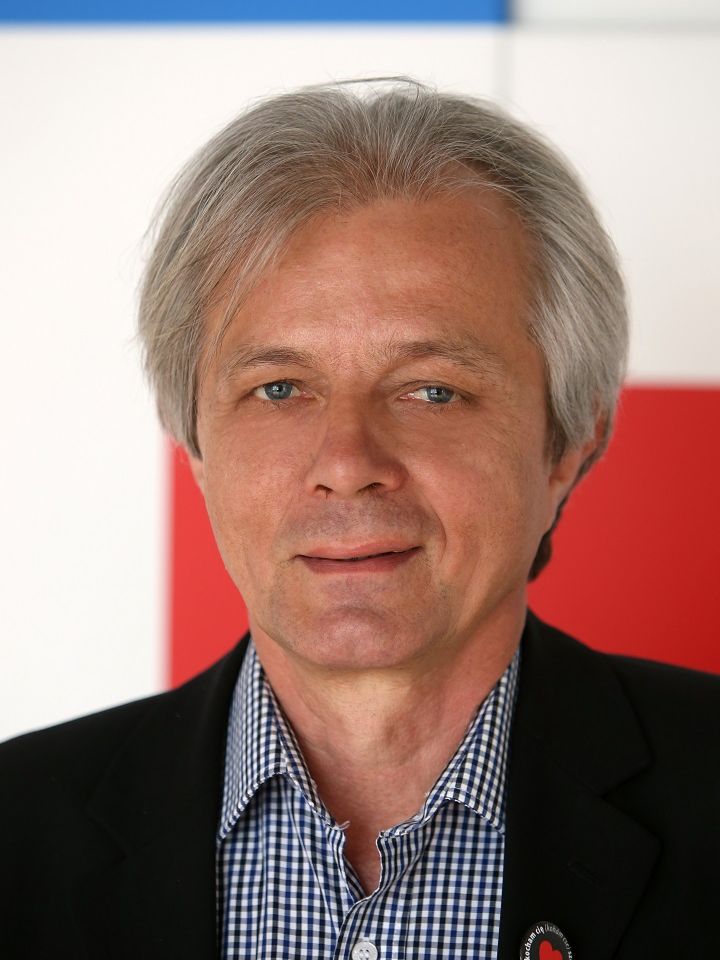 Hegyeshalmi László