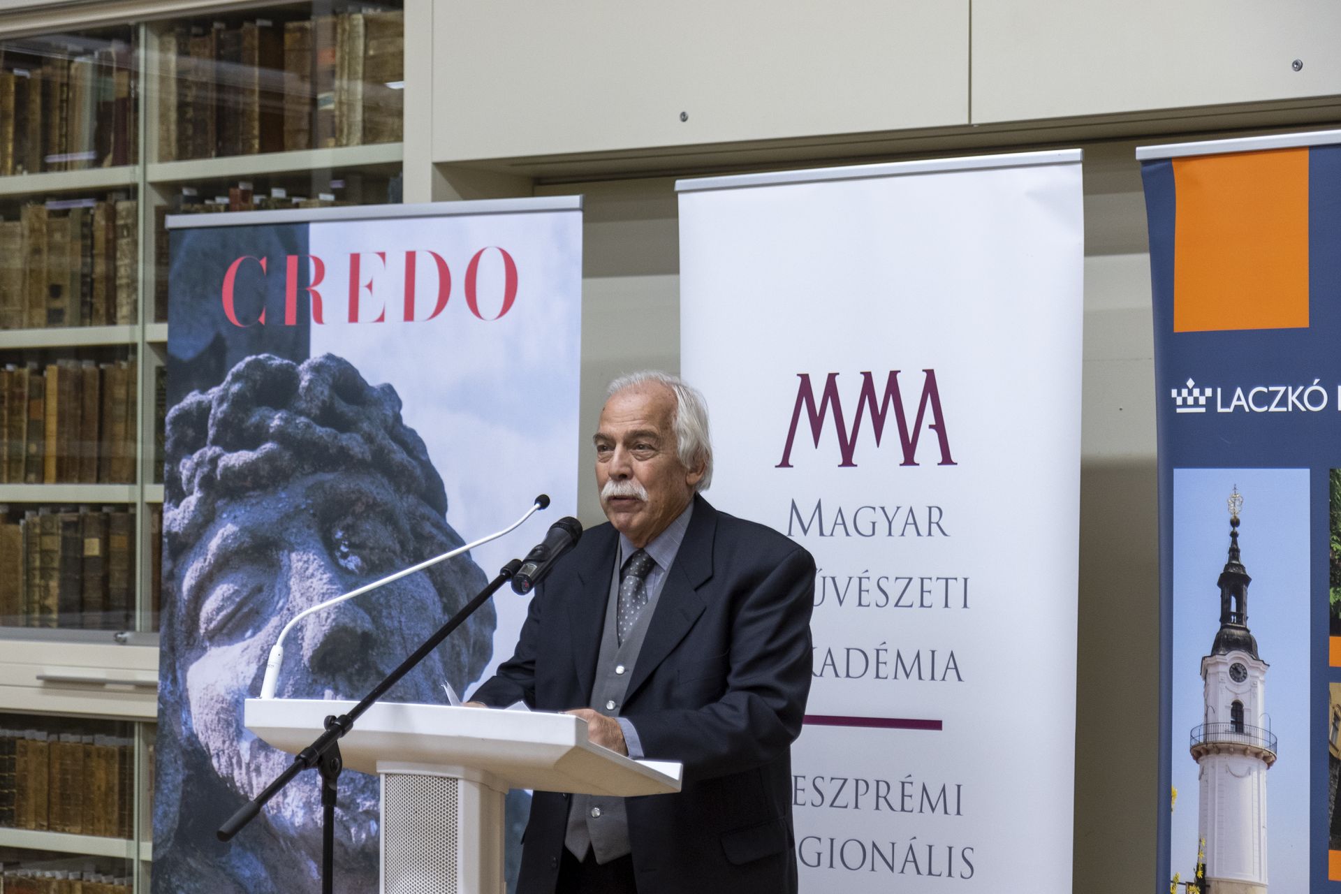 Feledy Balázs író 