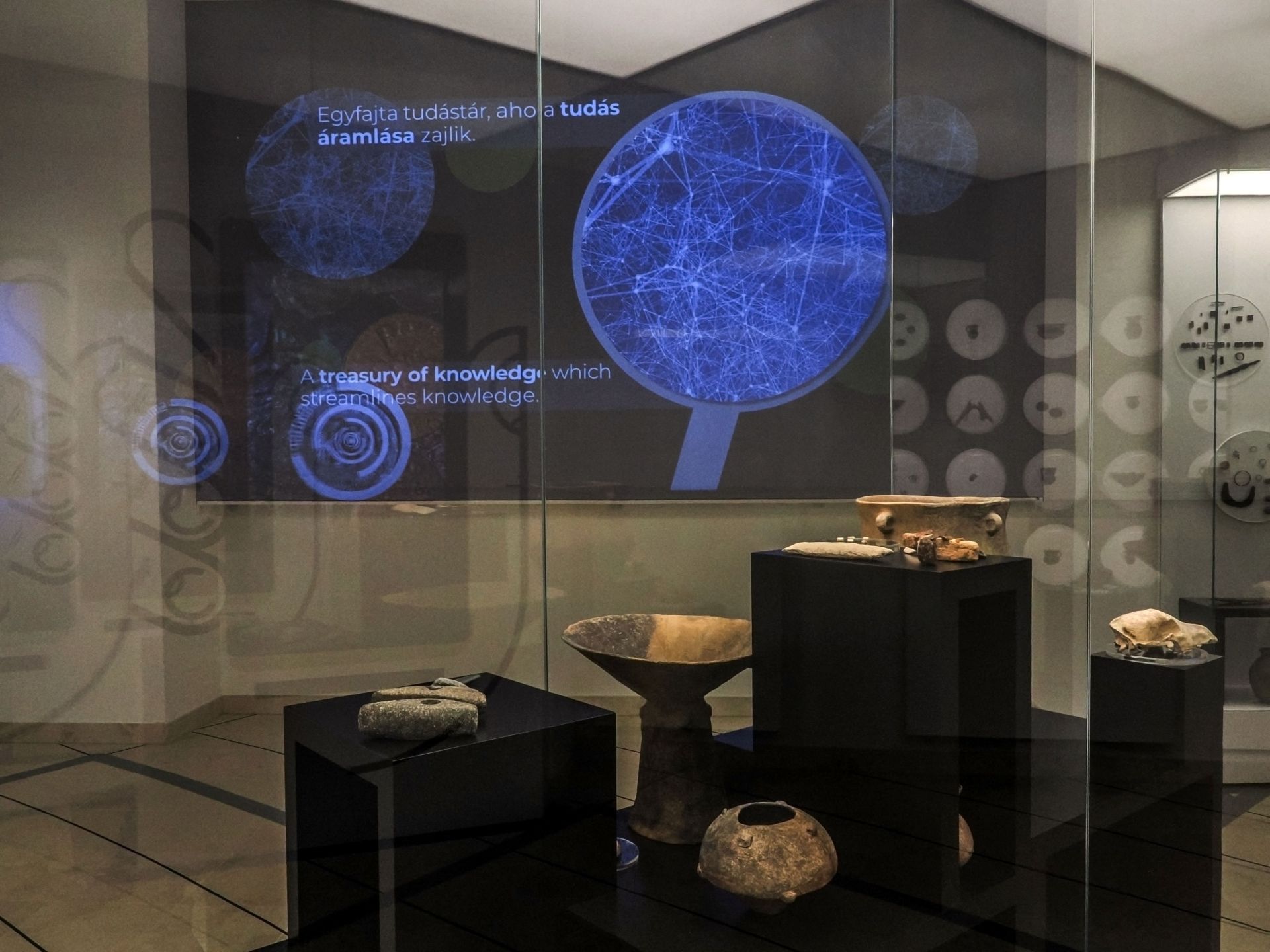 Az Emlékgép kiállítás enteriőr