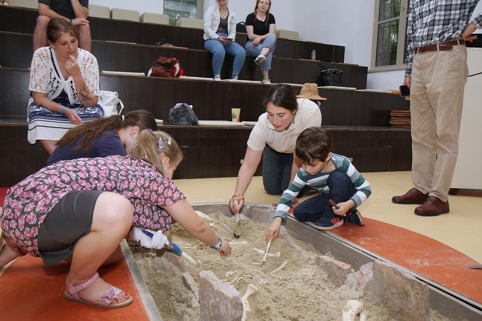 Ásatás - múzeumpedagógiai foglalkozás