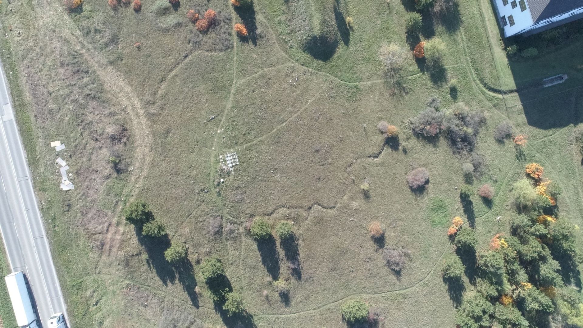 Kis-Lató hegy, német 1945-ös védőállasok 2021-ben