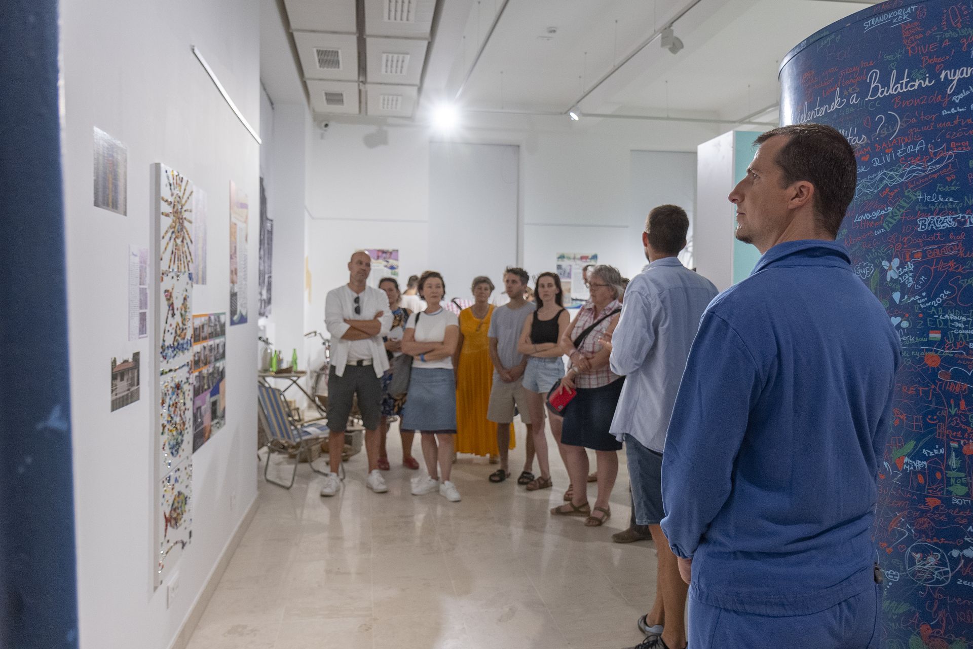 Törő Balázs náprajzos-muzeológus utolsó kurátori tárlatvezetése a kiállításban