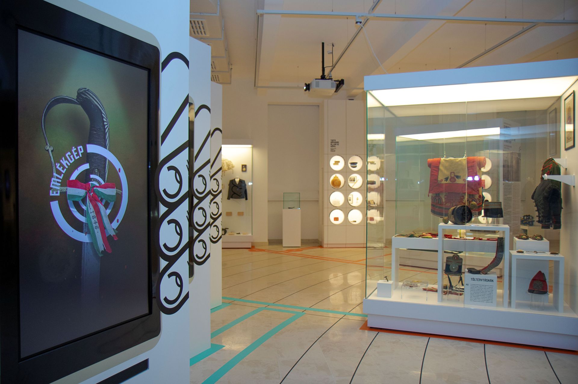 Az Emlékgép kiállítás enteriőr