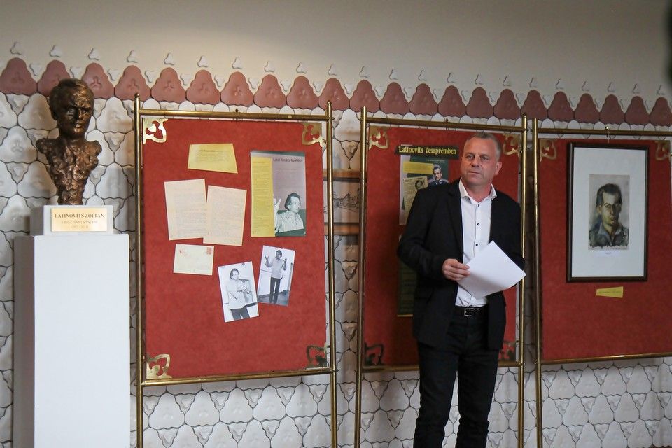 Oberfrank Pál - Latinovits kiállítás a  Veszprémi Petőfi Színházban