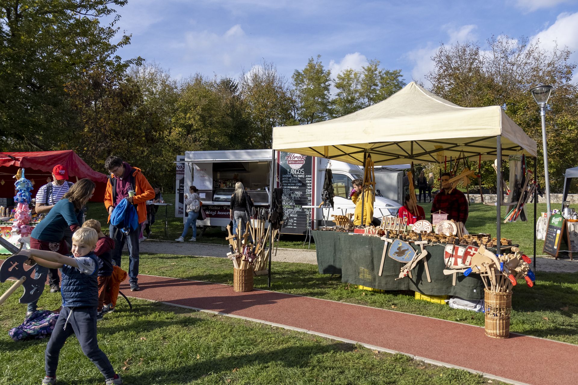 Árusok az eseményen