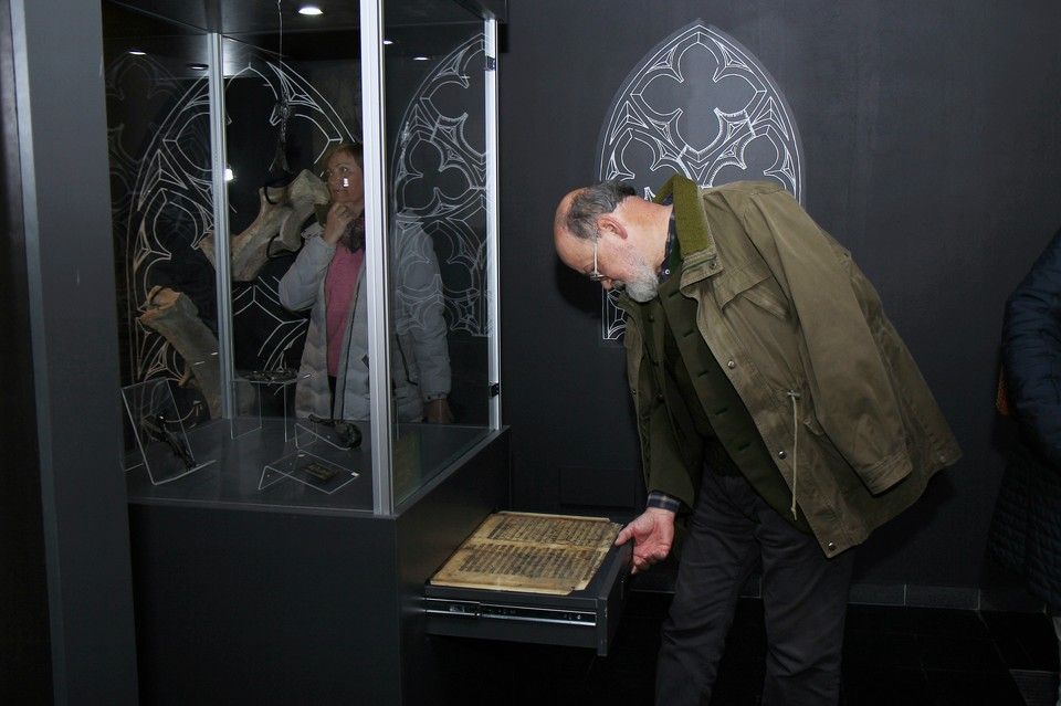 Hősök Kincsei - az első látogatók