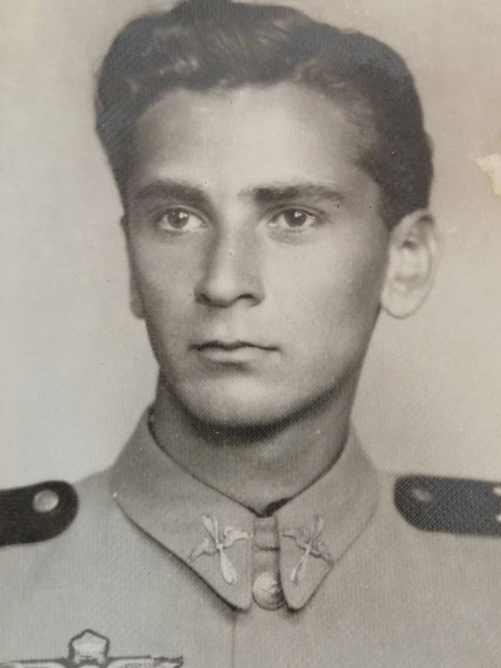 Beregszászi Sándor szakaszvezető