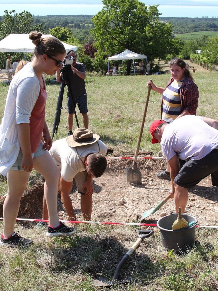 A BOR régészete... FOLYTATÁS! A szálak most Kékkútra vezettek.